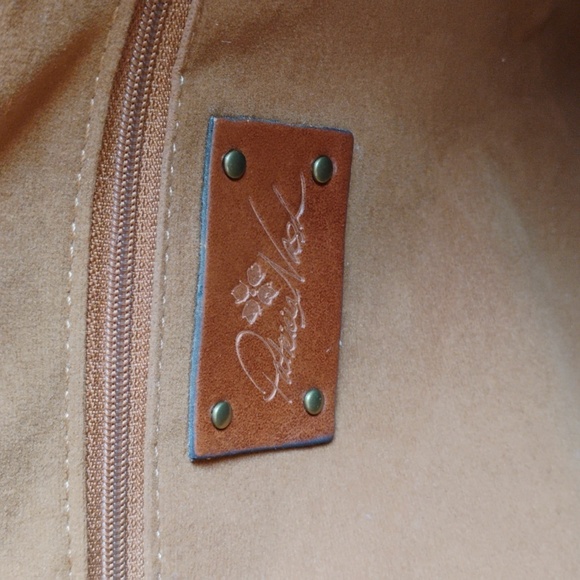 Patricia Nash Benvenuto Tote - Picture 9 of 12